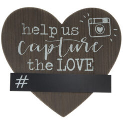 Capture the Love Sign